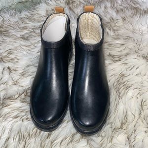 Chooka NWT black rubber rain booties